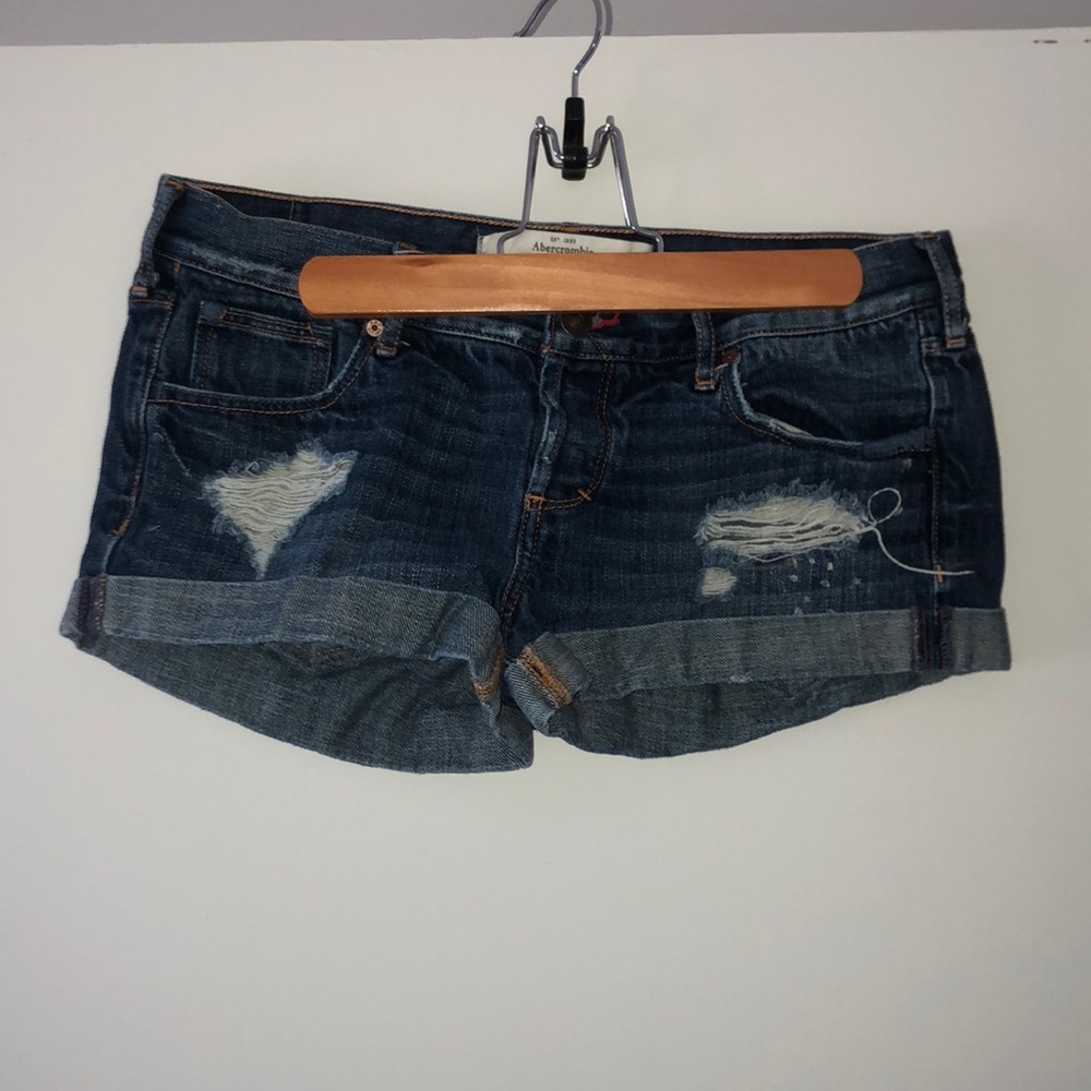 Abercrombie size 4 ripped jean shorts
